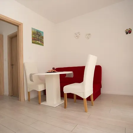 Kampanel Apartment Kastela